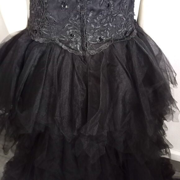 JJs House Black Formal Gown Hi Low Embellished Ruffle Wedding Goth Cosplay 8 M - Picture 6 of 9